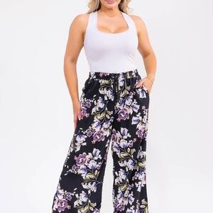 NWT Hayden LA Floral Black Wide Leg Pants